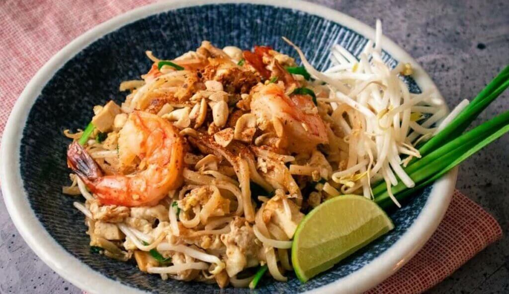 Pad thai thailande