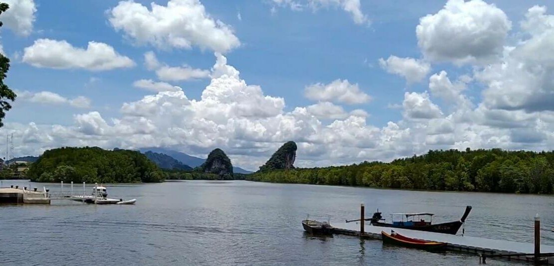 la grotte de Khao Khanap Nam