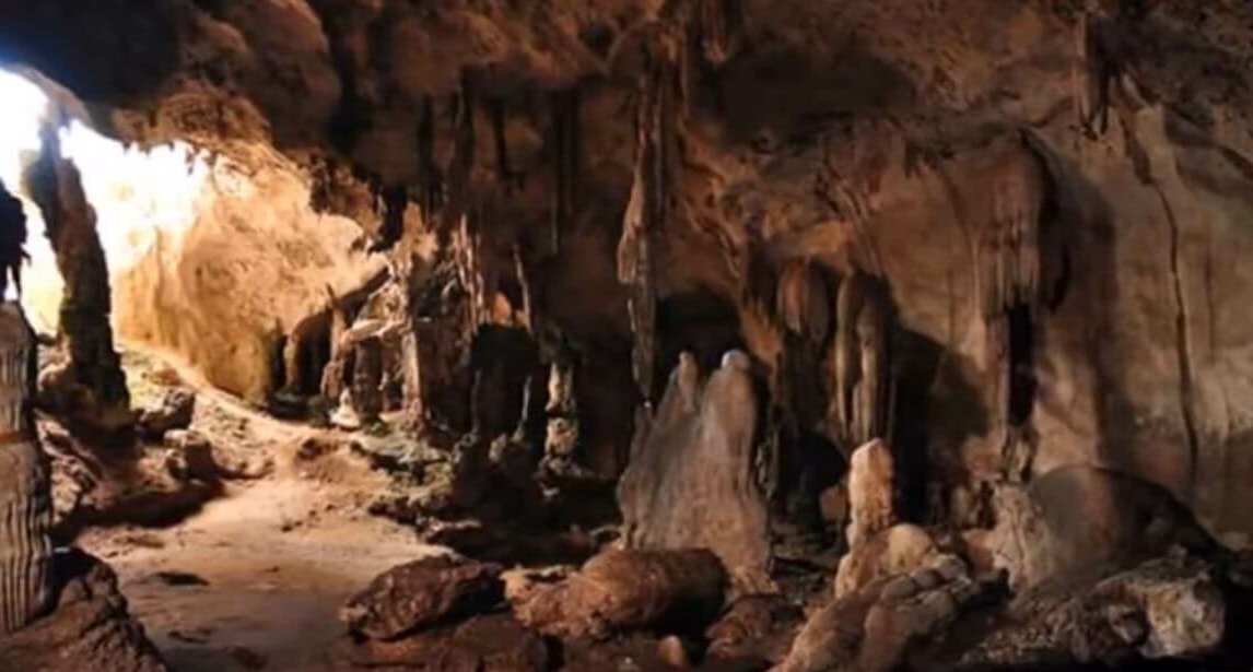 la grotte de Khao Khanap Nam