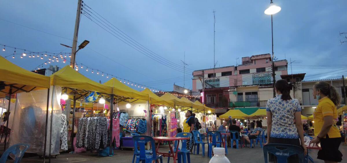 marchés de nuit à Krabi